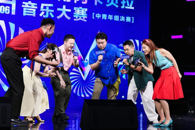 家庭高手共聚一堂，一家人论坛的温馨智慧盛宴
