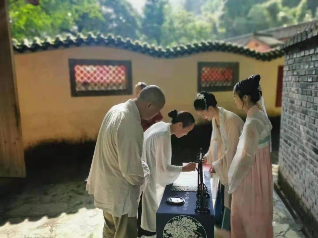 彩霸王，重塑传统与创新的色彩艺术