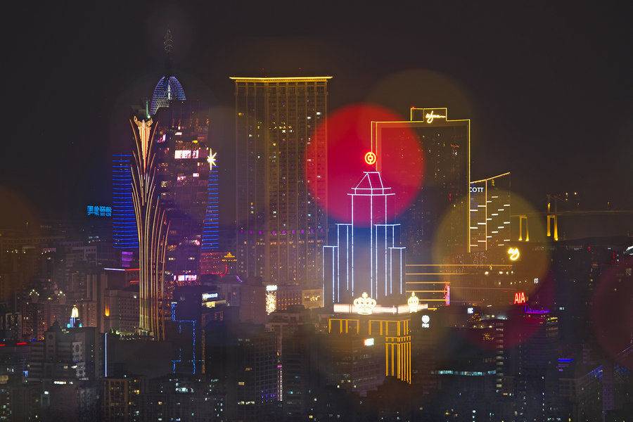 未来之城的璀璨夜幕，2036年澳门今晚的梦幻景象展望