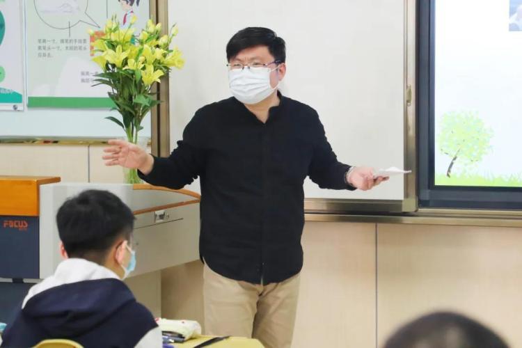 全球动态微窗，解锁一点新闻资讯的无限可能