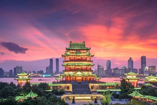 南昌，省会之城的魅力与历史变迁之旅