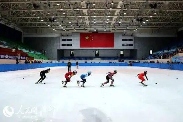 黑龙江冰雪体育职业学院校长电话，梦想与现实的连接桥梁