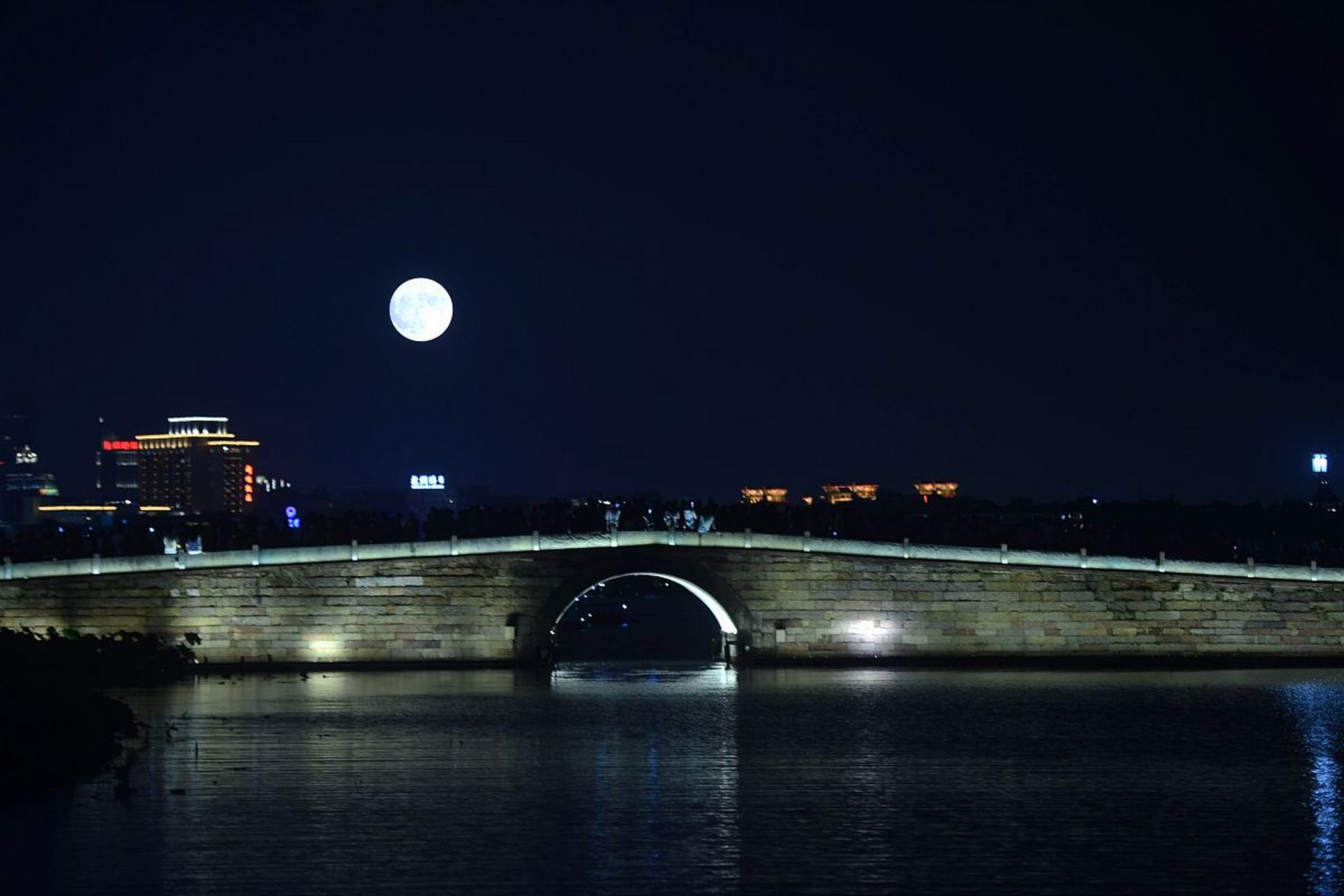 蓝仙子之语，月夜二十四桥，一句定三码的神秘魅力