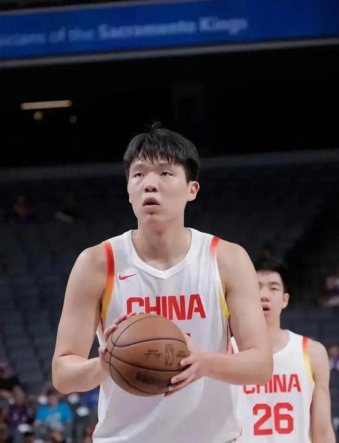 90分钟即时比分球探网，足球迷的实时赛事追踪神器，掌握每一刻精彩瞬间！